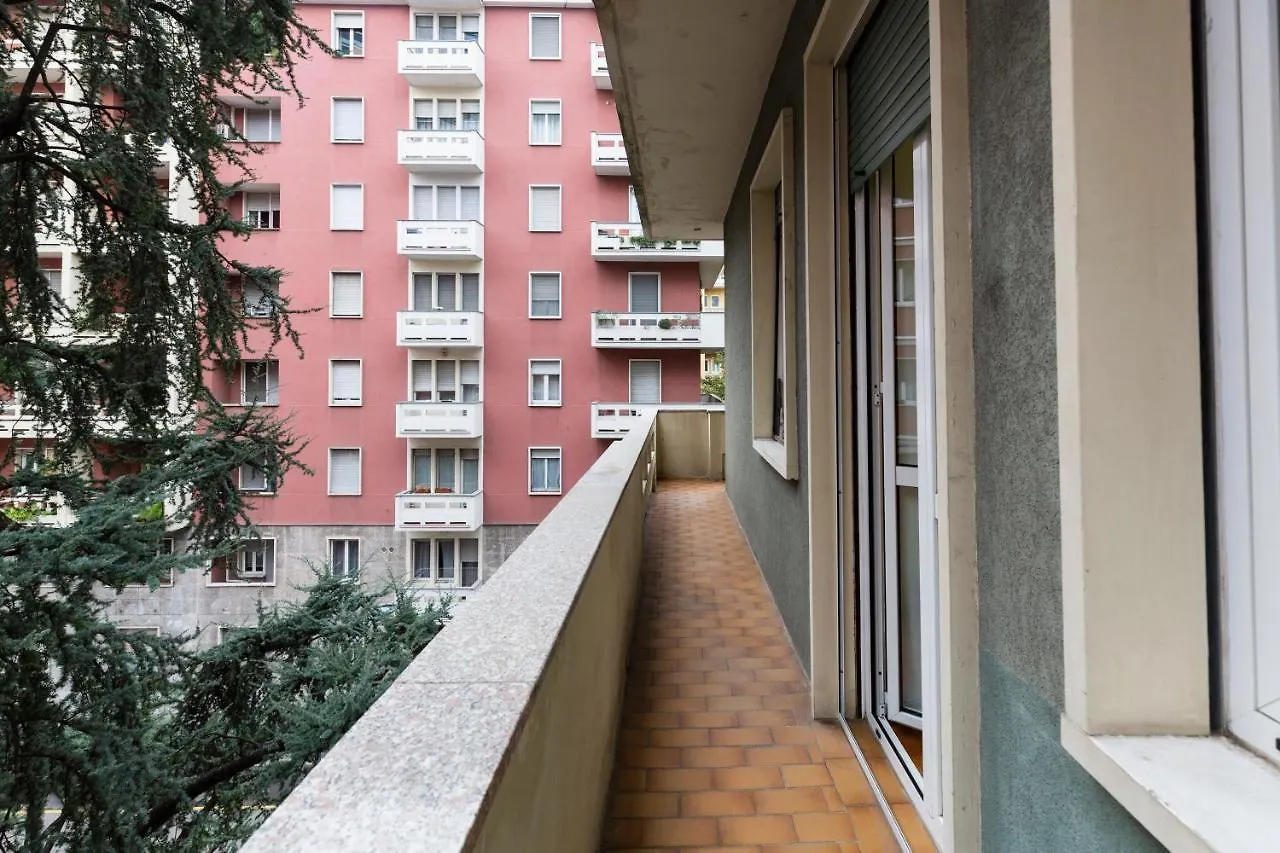 Living Isola Apartman Milánó 0*,  Olaszország